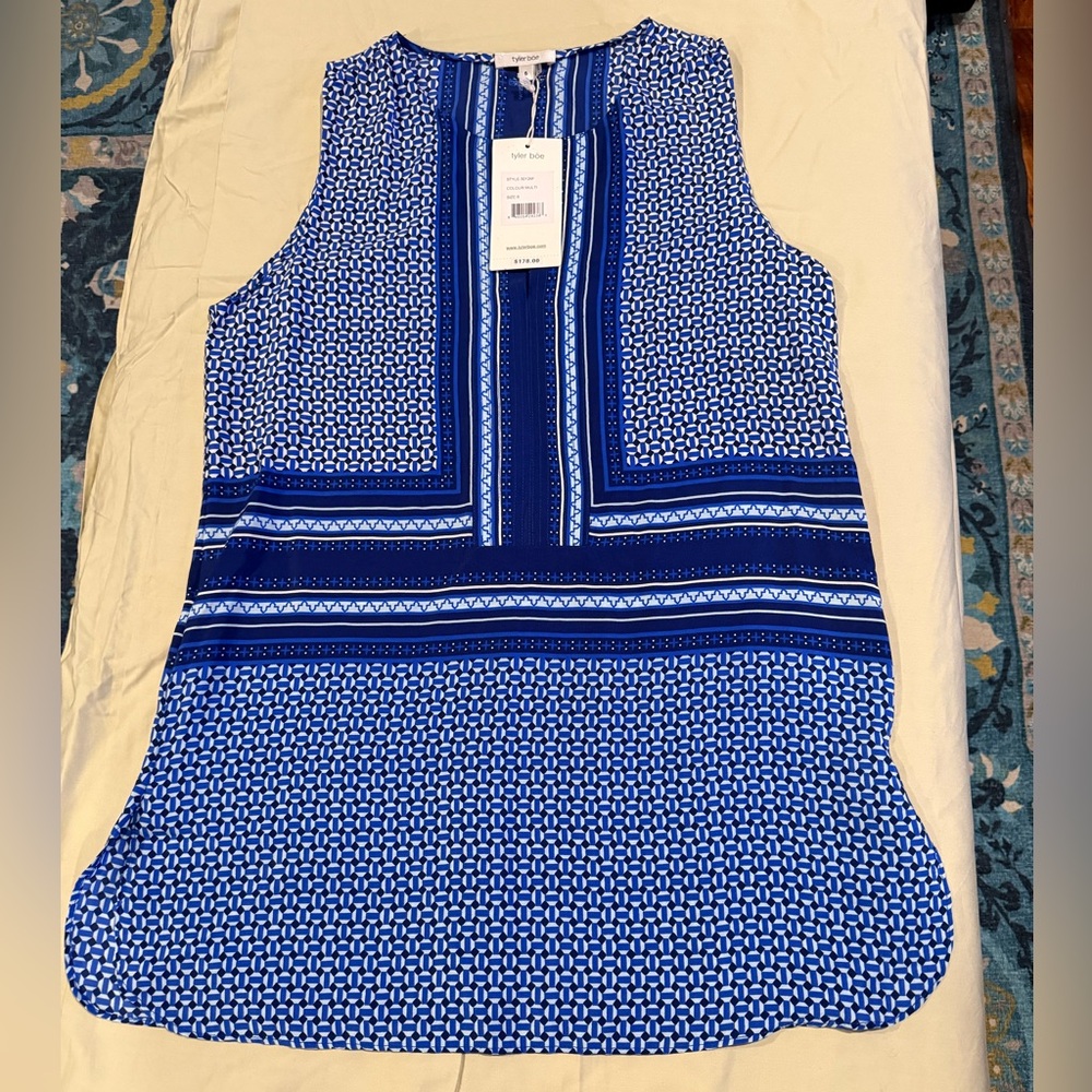 NWT Tyler Böe 100% Silk Blue Geometric Print Sleeveless Blouse Size 6